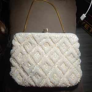 Vintage white beaded and sequin clutch purse with gold toned chain strap